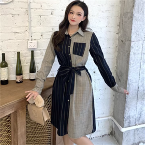 【送料無料】ファッション ワンピース ロング ミモレ ひざ丈 袖あり 長袖 Vネック Aライン フレア ドッキング プリント切り換え リボン エレガント 可愛い 大人可愛い きれいめ シンプル カジュアル シック コンサバ 華やか 大人 上品 おしゃれ お洒落 こなれ感 高見え ラフ チェック柄 ストライプ柄 秋 30代 40代 レディース 女性用 ママ服 デート お出かけ 女子会 お呼ばれ 休日 お茶会 授業参観 普段使い オルチャン 韓国系 ファッション 定番 着痩せ   垢抜け 服 アパレル