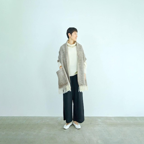 LAPUAN KANKURIT(ラプアンカンクリ) / MARIA pocket shawl / grey-white