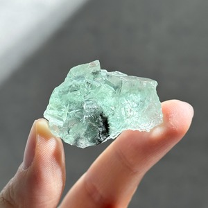 シャンファーリン産フローライト 原石54◇  Fluorite From Xianghualing ◇天然石・鉱物・パワーストーン
