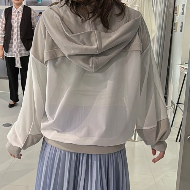 Dignite Collier 80267120 シアー切替ジップパーカー