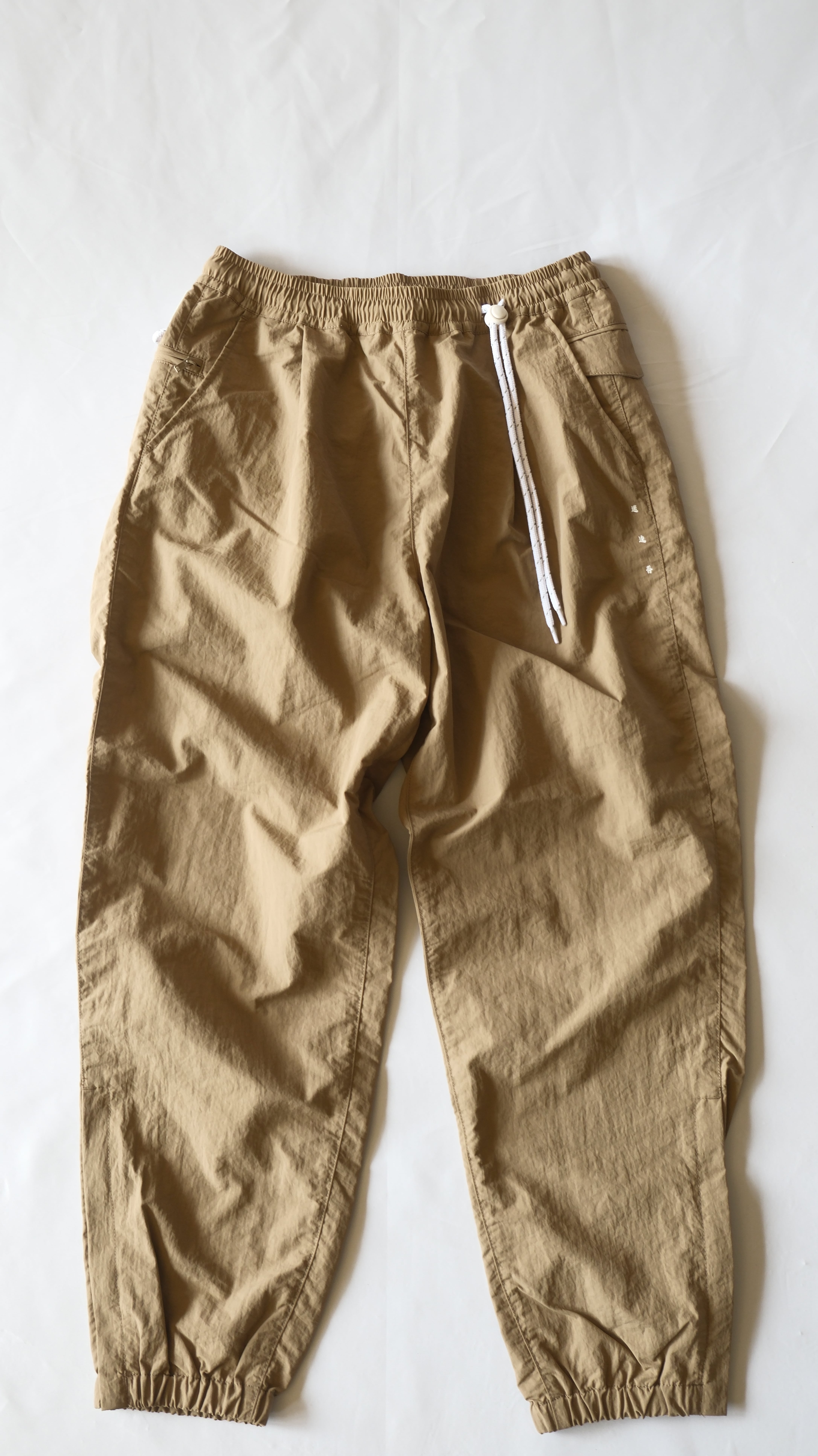 迷迭香 / NYLON HARVEST TRAINER | THE UNFORM STORE