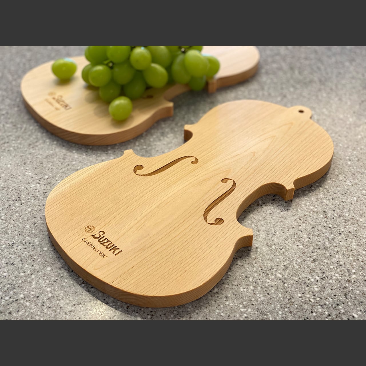 バイオリン職人が製作したカッティングボード | suzukiviolin powered by BASE