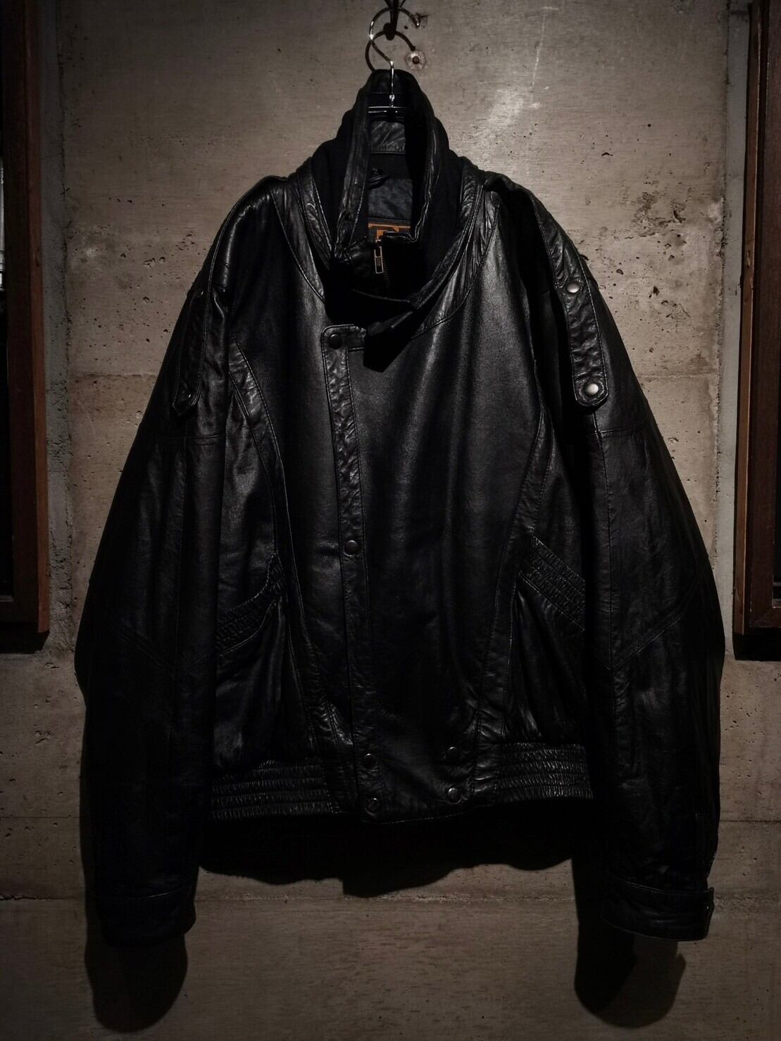Caka】Layered Gimmick Design Loose Leather Jacket | Caka(カカ 
