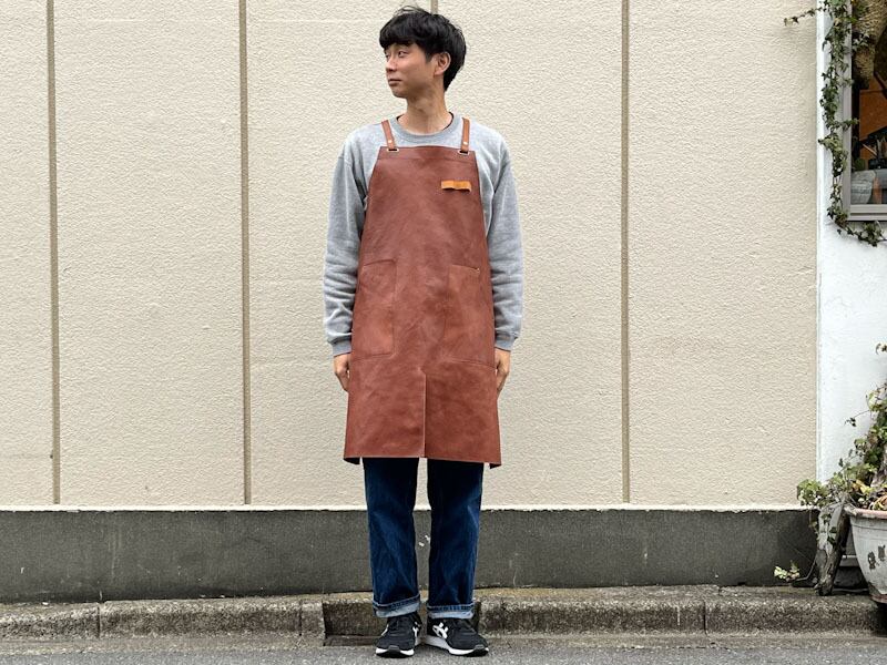 本革レザーとデニムのこだわりワークエプロン 栃木レザーとデニムで経年変化を楽しむ 本革レザーとデニムのこだわりワークエプロン 栃木レザーとデニムで