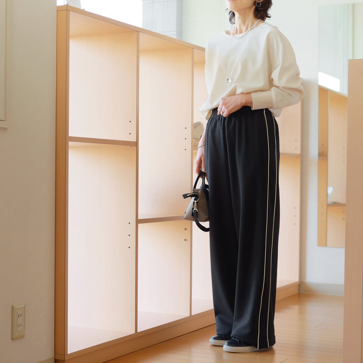 Srieee (シュリ) ボンバーヒートジャージ サイドラインワイドパンツ