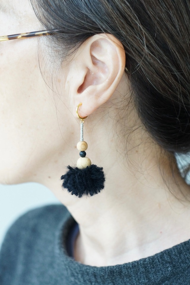 マインドロープ・イヤリング・オニキス