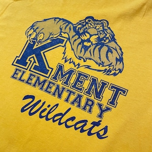 【GILDAN】小学校 Kment Elementary School WILDCATS スポーツチーム Tシャツ2XL オーバーサイズ US古着