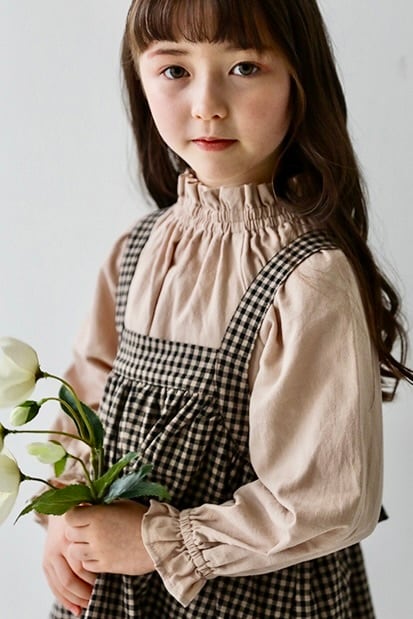 フリルシャーリングネックブラウス<Pink beige>