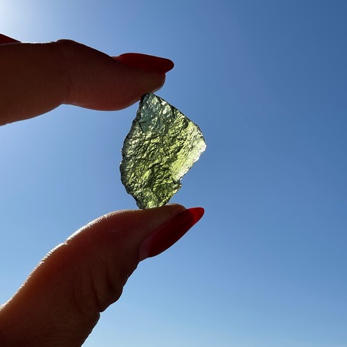 【鑑定書付】チェコ共和国産 モルダバイト 原石