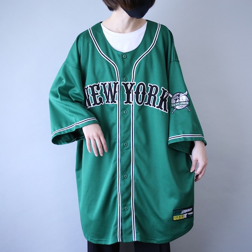 XXL over silhouette 5 numbering deep green baseball shirt