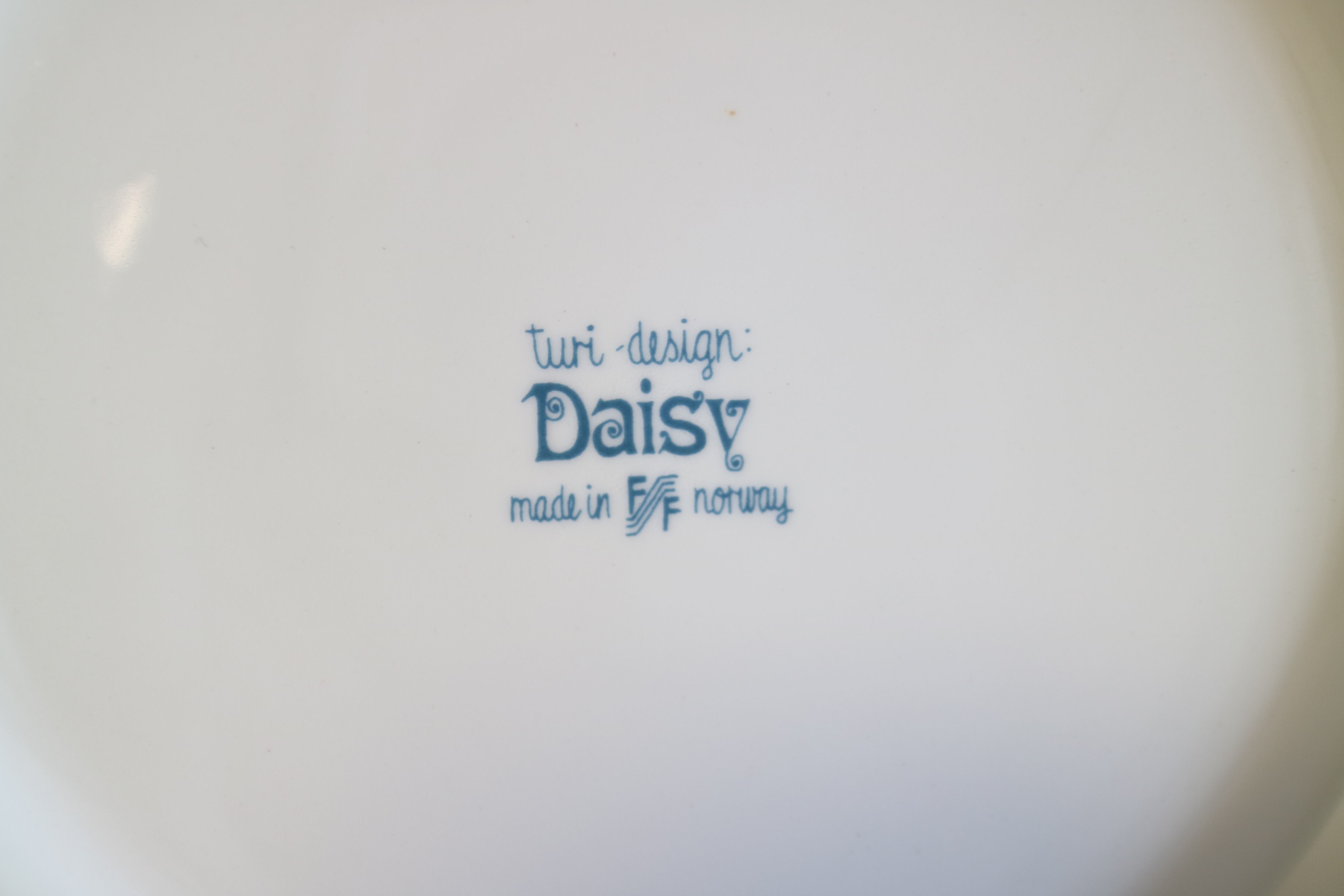 Figgjo フィッギオ / Daisy デイジー プレート 17cm | Taloni 〜北欧