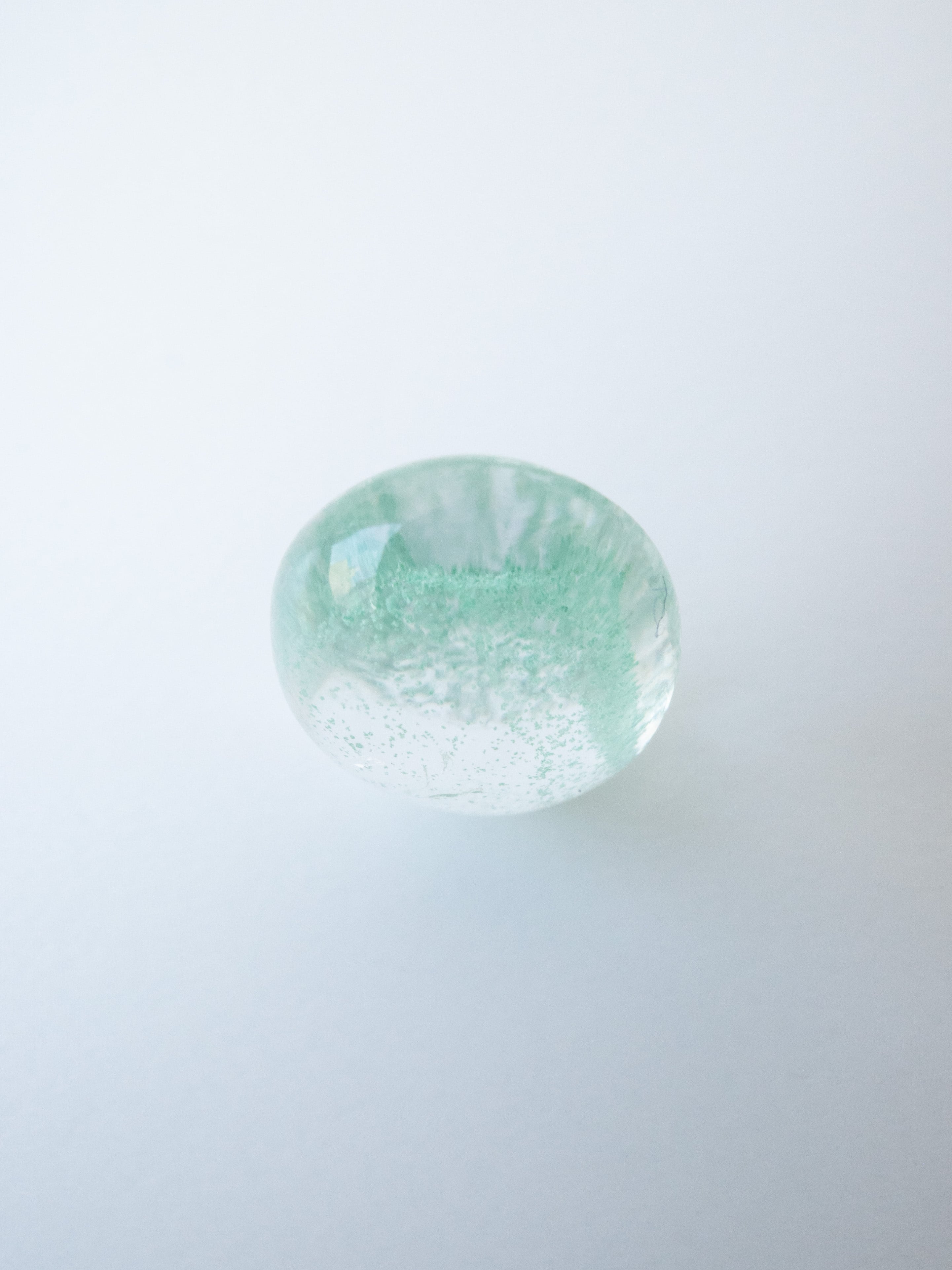 フックサイトinクォーツ　グリーンファントムクォーツ　天然石　水晶　原石 グリーンファントムクォーツ (フックサイト) - a04 | SELSHA