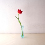 水色とピンクの一輪挿し