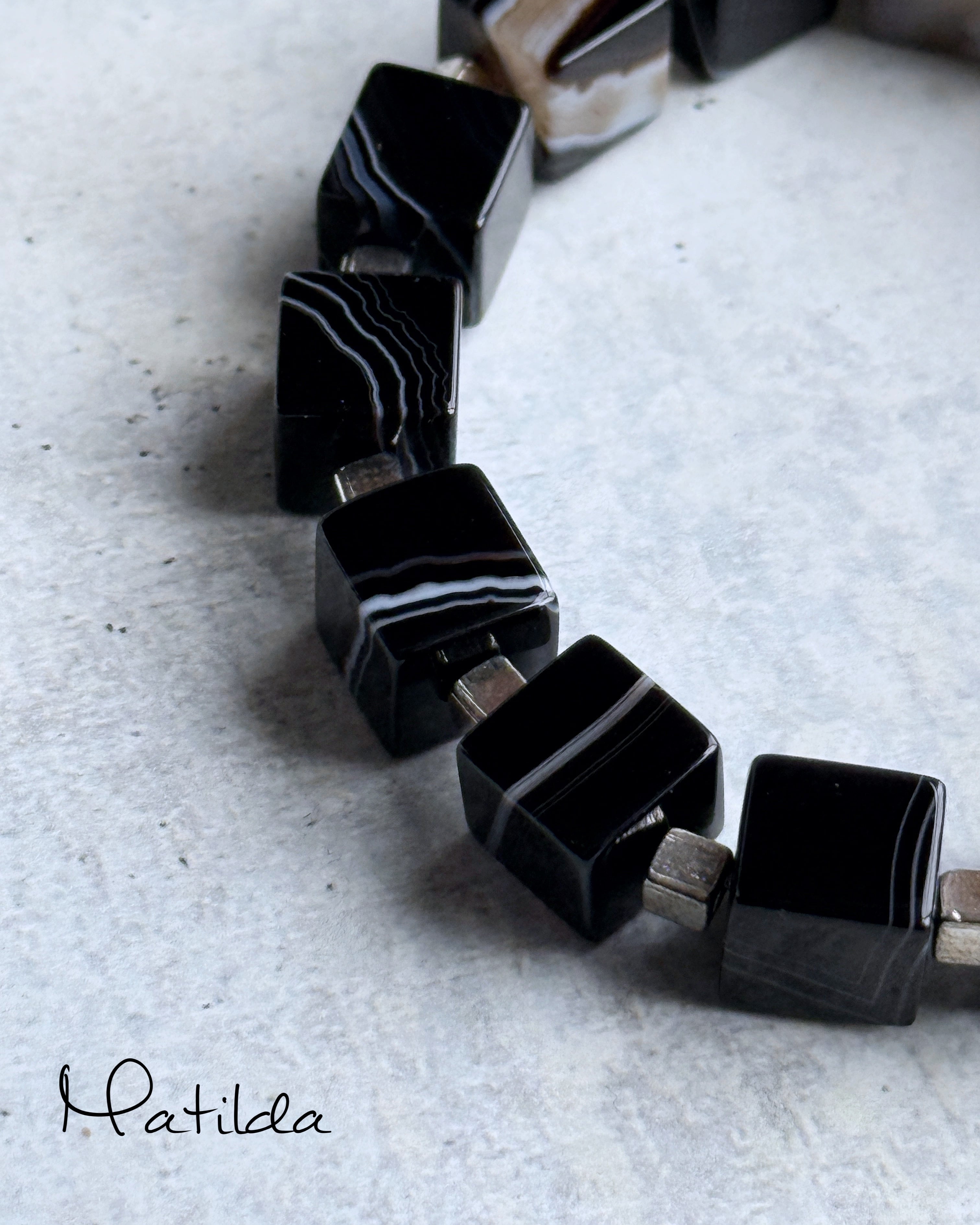 Chain & stone bracelet(ストライプオニキス)