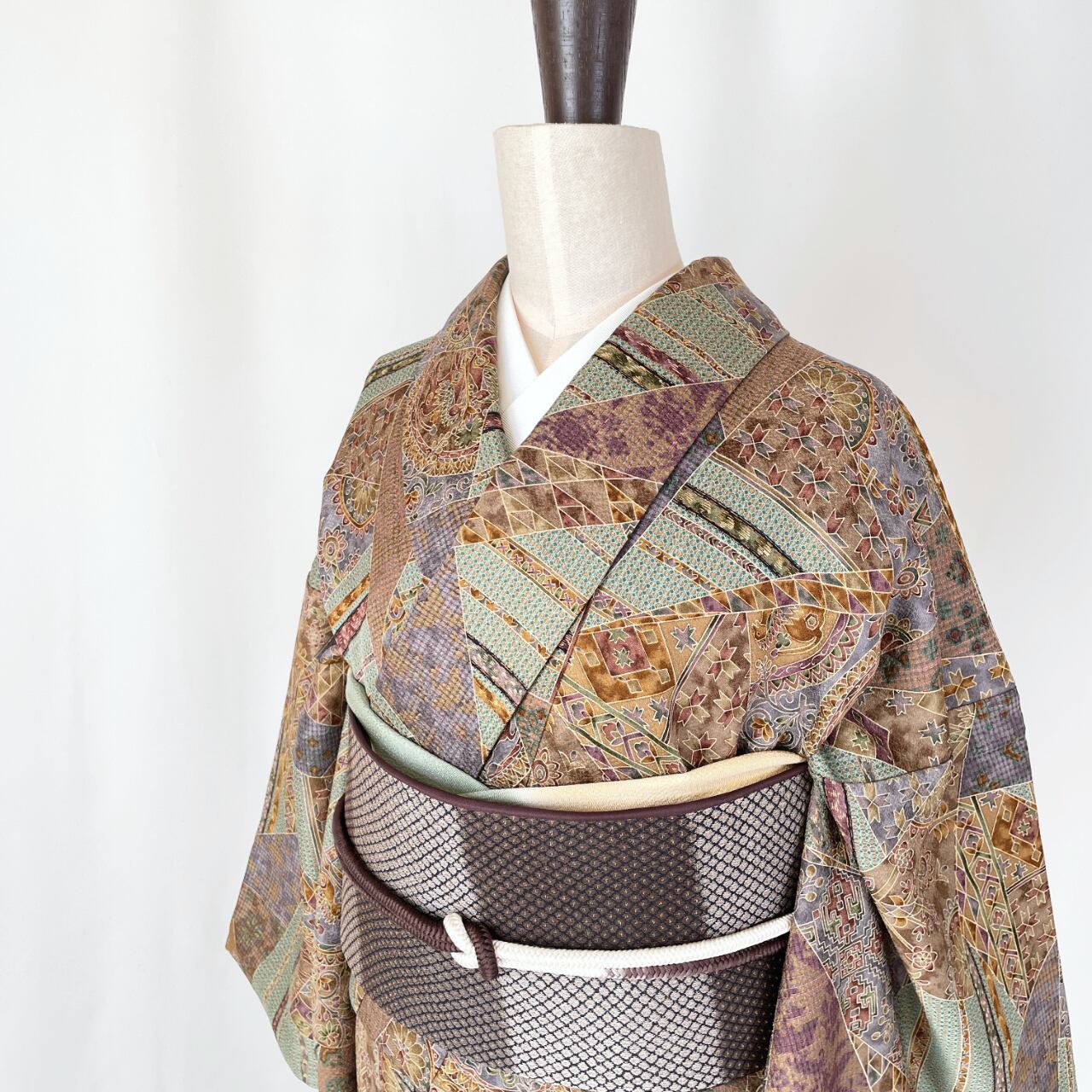 正絹小紋 （鎌倉婚礼前撮りなら和装小袖へ | 小紋・高級紬 - 鎌倉婚礼  