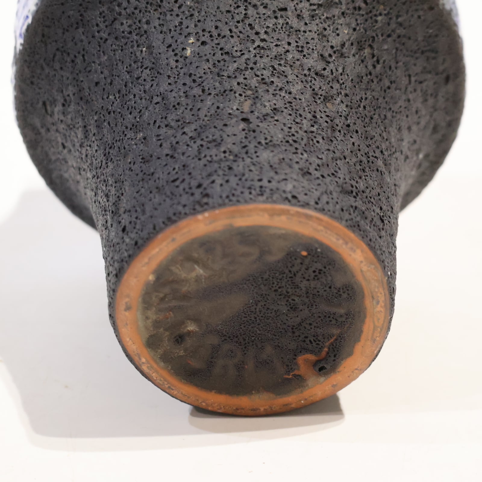 Carstens-- Malmö 16.9cm | Fat Lava & German Art Pottery