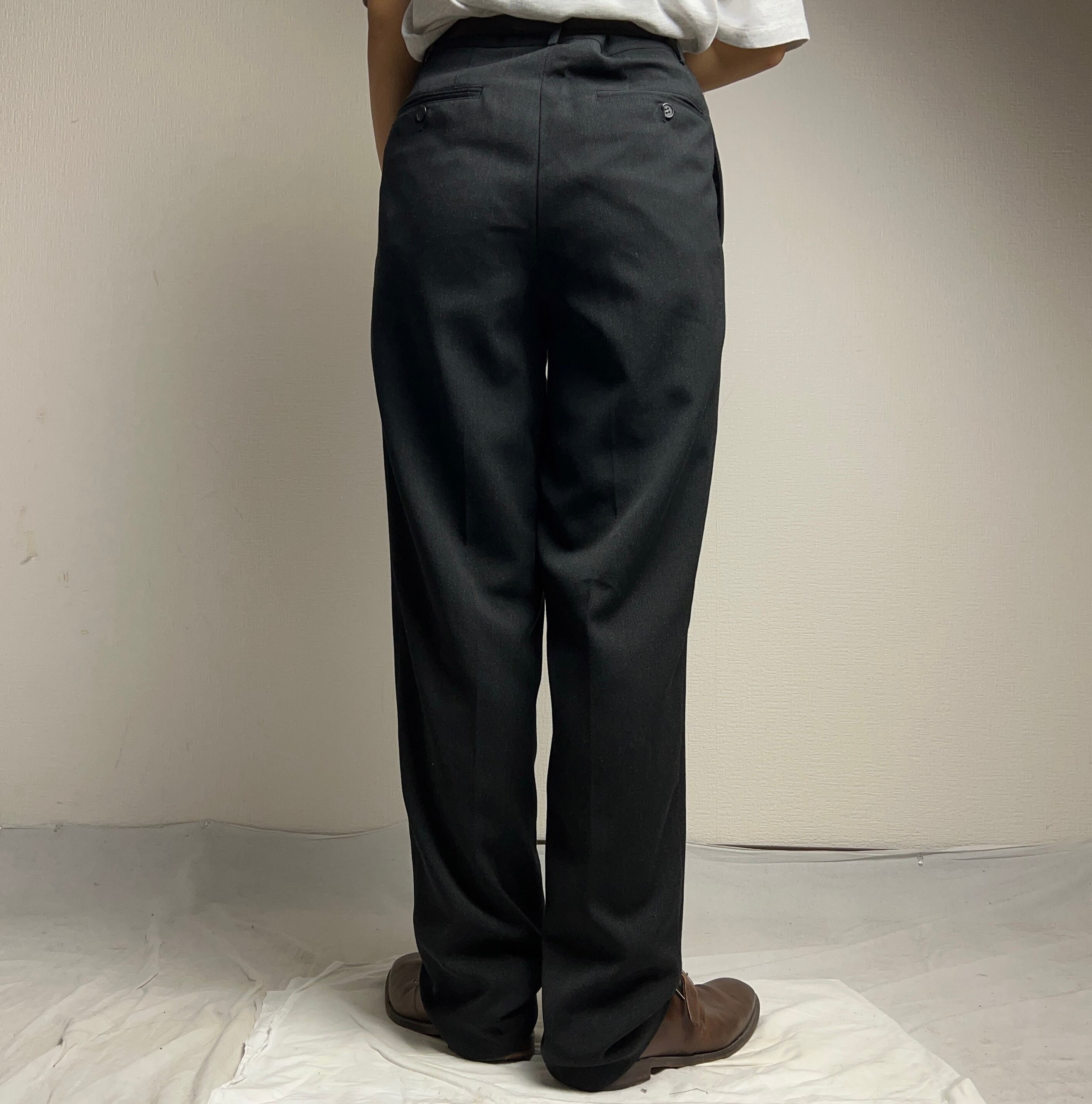 BLACK 3【LE / エルイー】WIDE 2TUCK WOOL PANTSコモリ