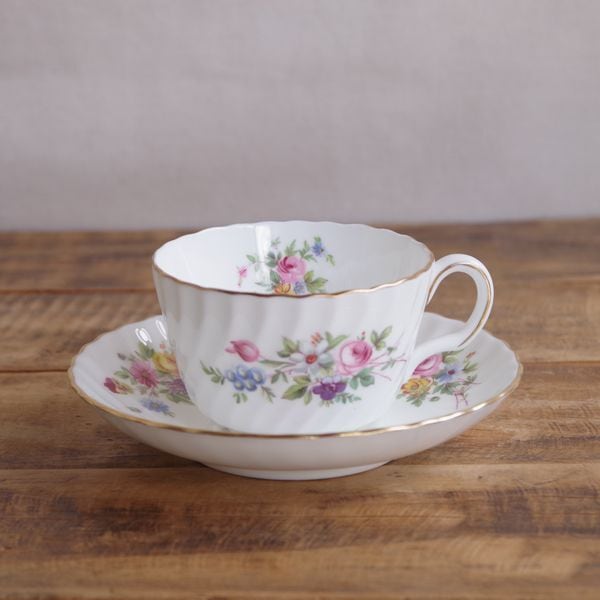 ミントン MINTON ティーカップ&ソーサー 荒っぽく ミントン MINTON ティーカップ&ソーサー 荒っぽく