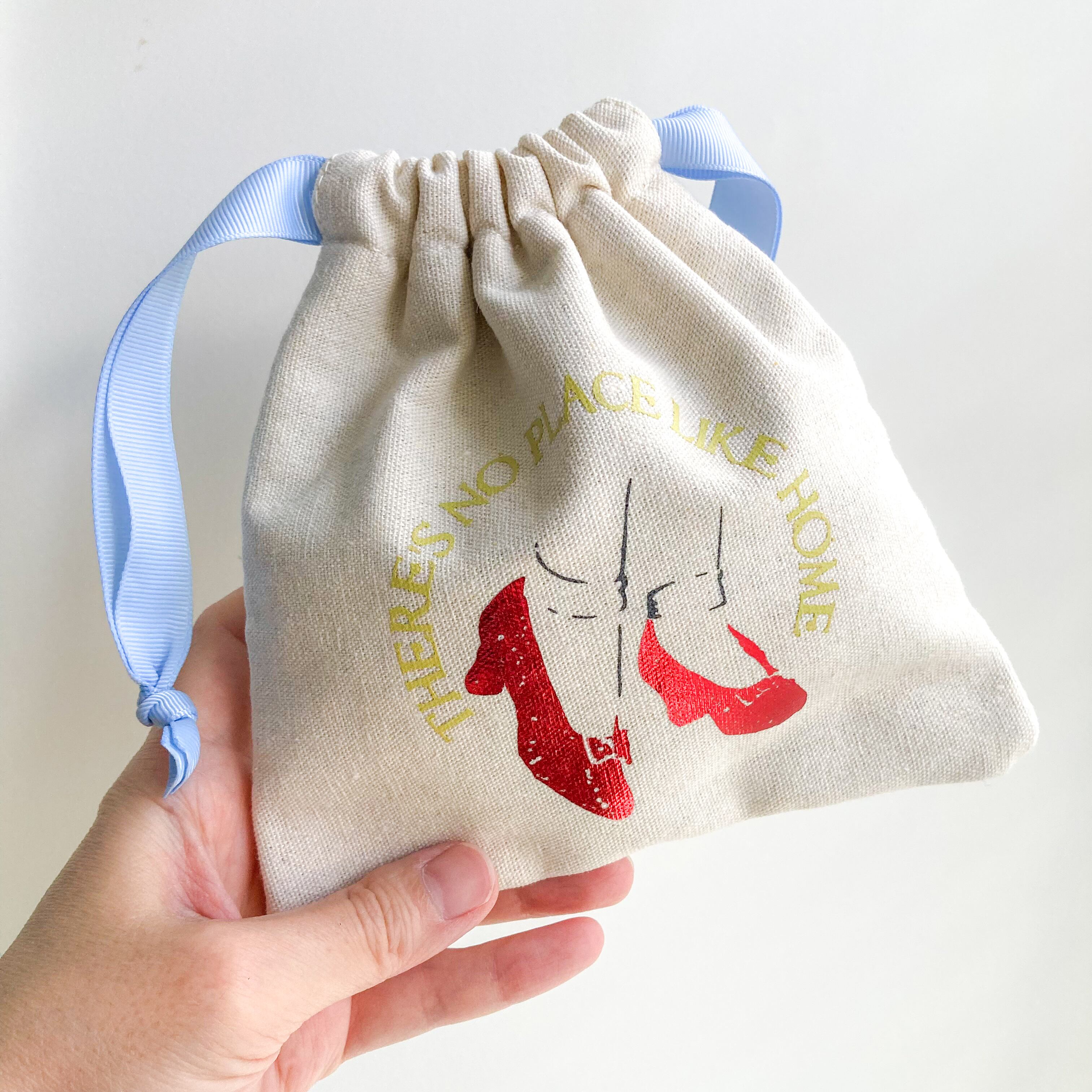 シャーロットオリンピア ポーチ