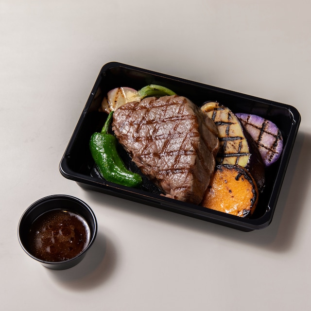 国産牛フィレ肉のグリル150g    Grilled domestic beef fillet 150