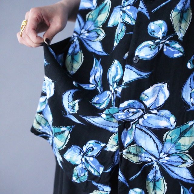 beautiful blue flower full pattern loose silhouette h/s shirt