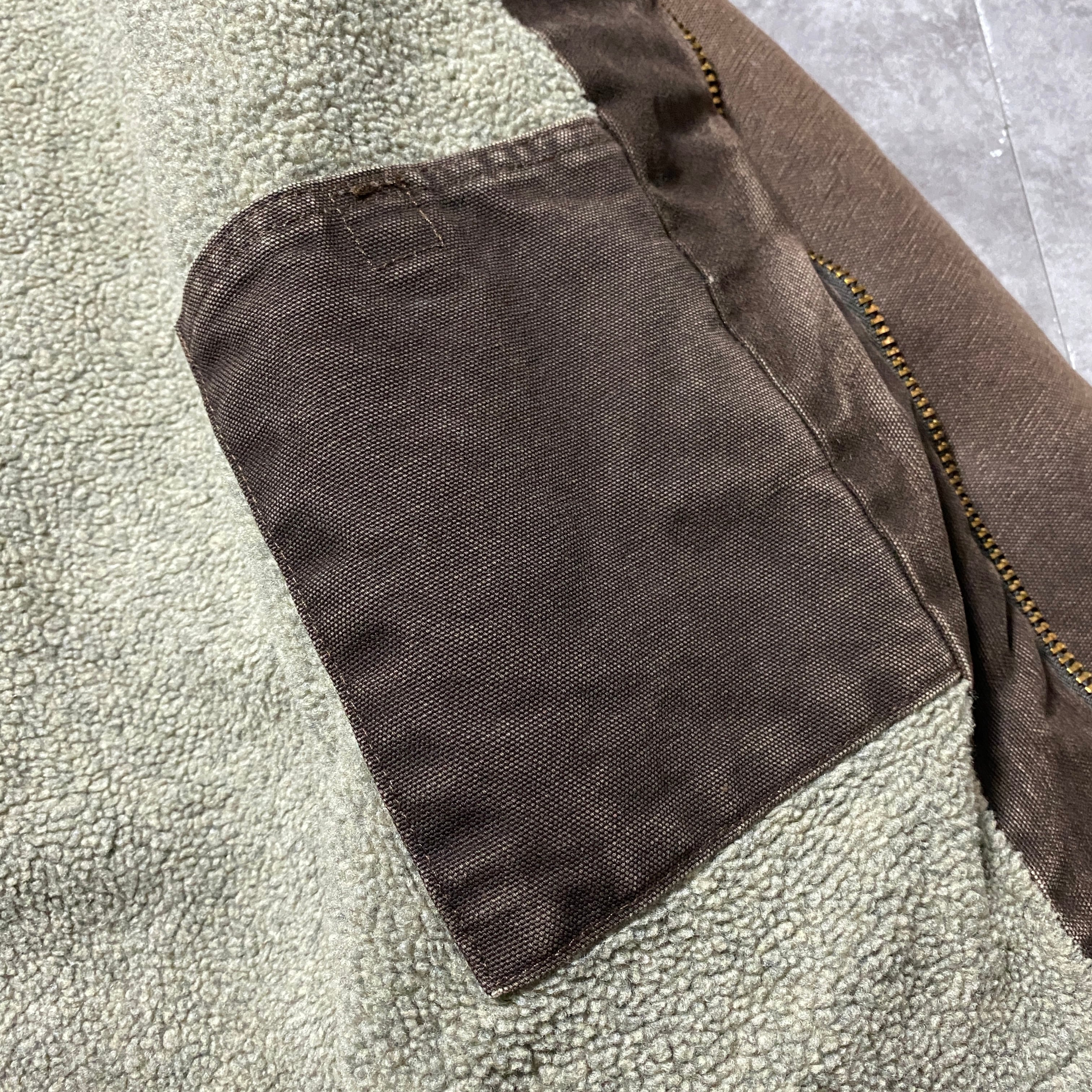 Size.XL】carhartt カーハート レザーパッチ 内ボア フェードブラウン