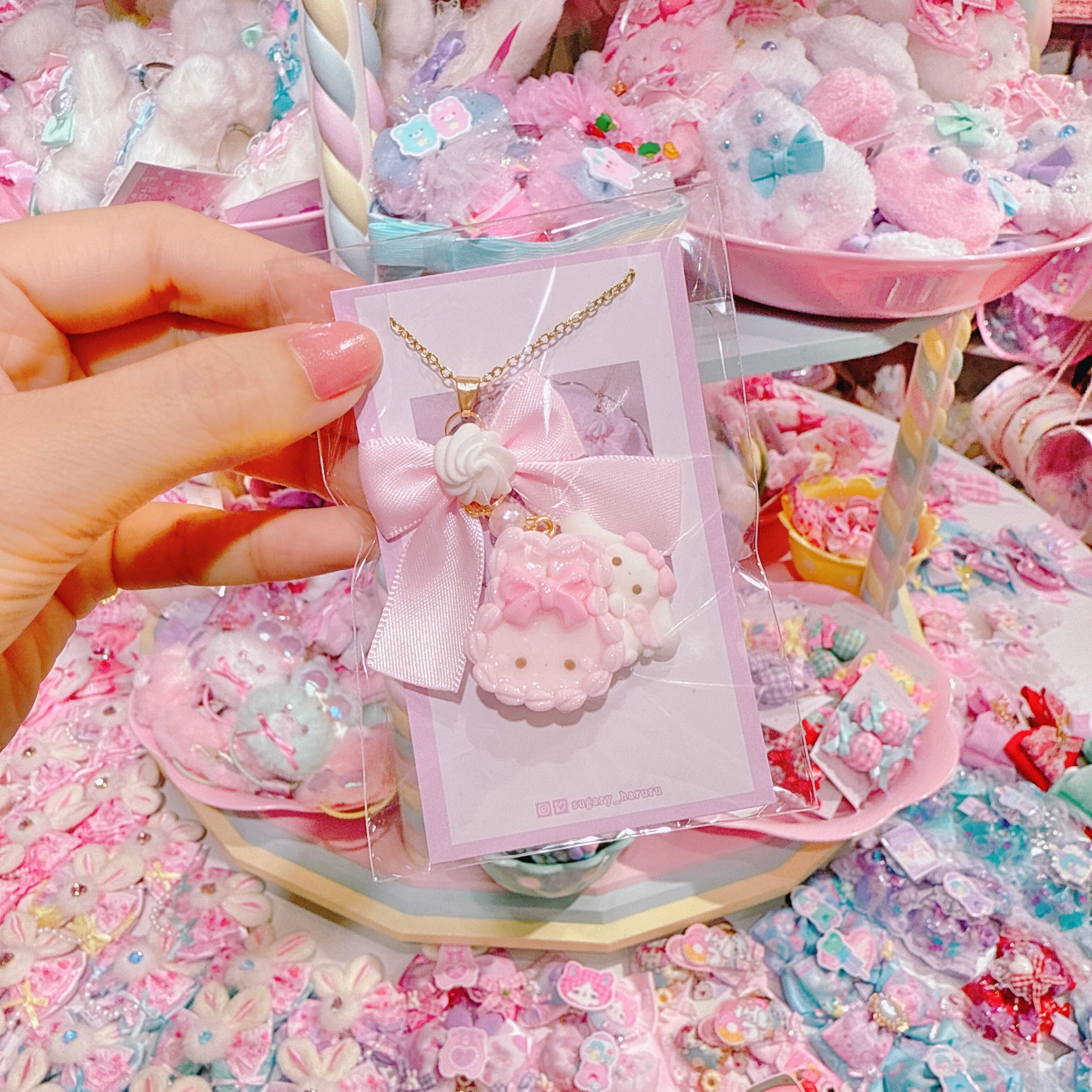 【C9】23-1うさぎケーキネックレス