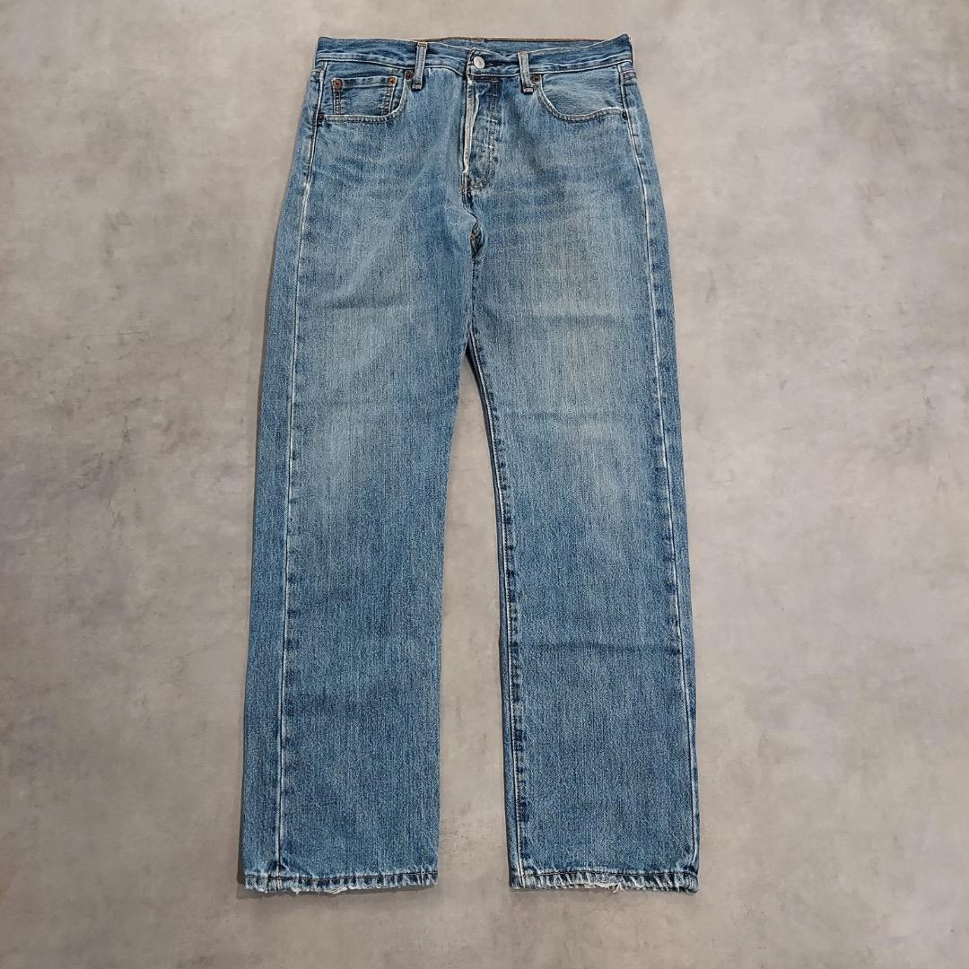 リーバイス501 Levis W30 ブルーデニム 青 古着 ヒゲ 21889