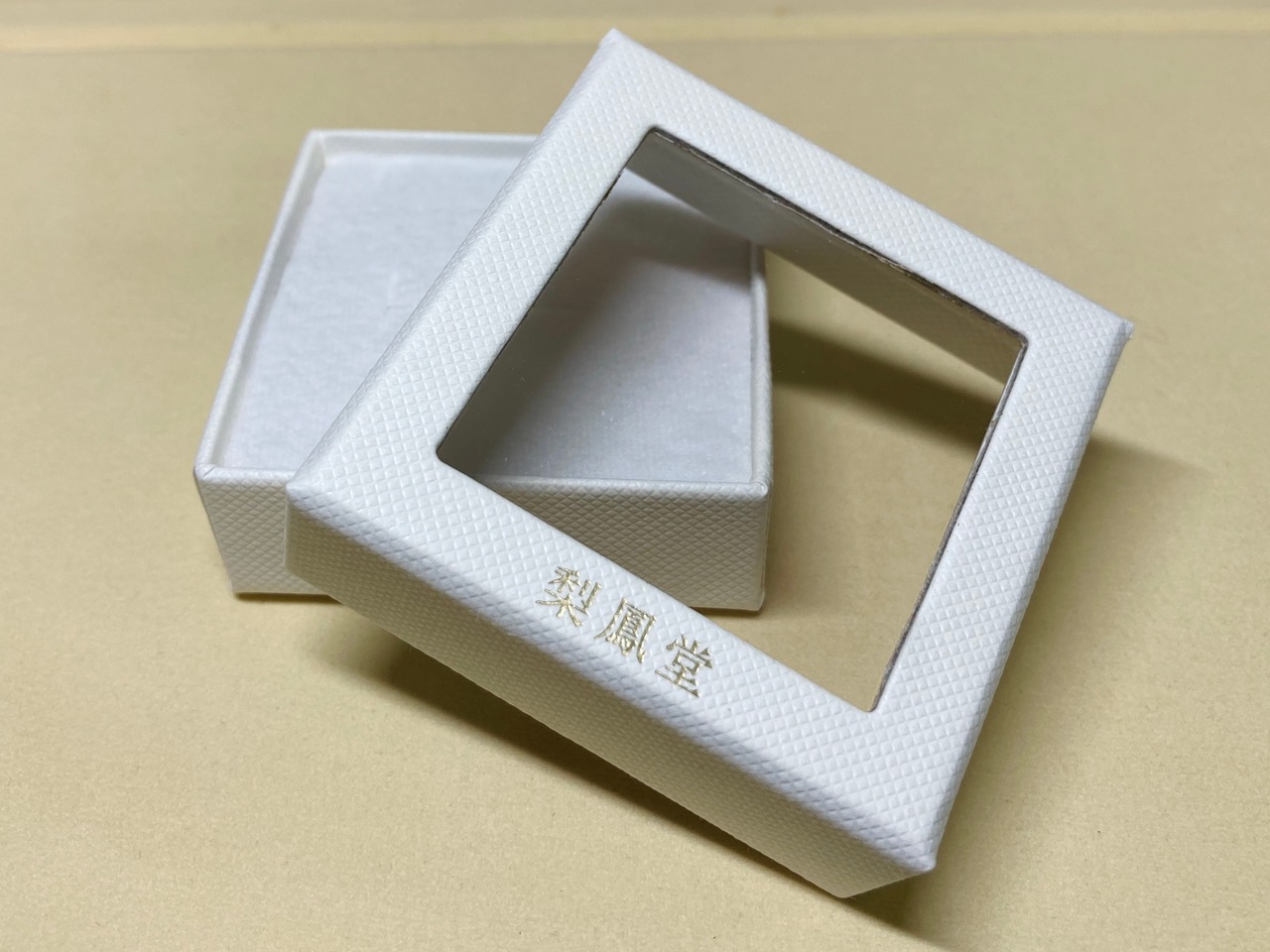 梨鳳堂オリジナルルースボックス：Part2　ホワイト×ゴールド　5個セット