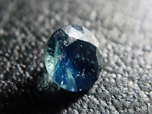 スリランカ産ブルーサファイア 0.09ct