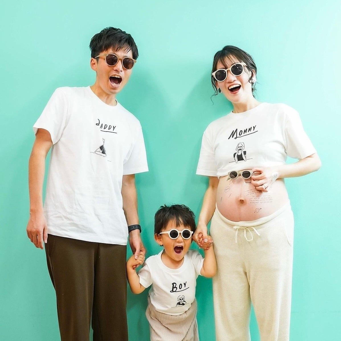 親子ペアTシャツ 】 マタニティフォト | マタニティコーデ | 黒木
