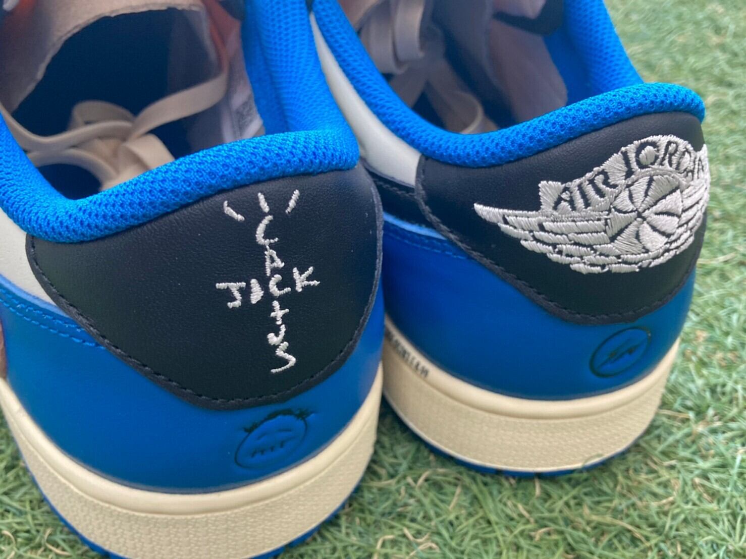 NIKE × TRAVIS SCOTT × FRAGMENT AIR JORDAN 1 LOW OG DM7866-140 27.5 