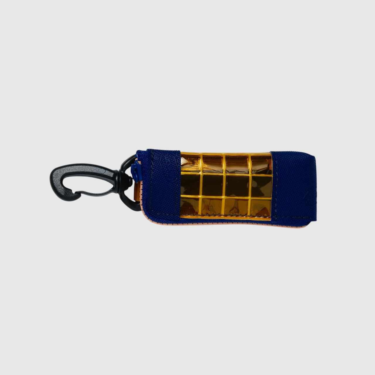 vibram light case (navy×orange) with orange glowing zip