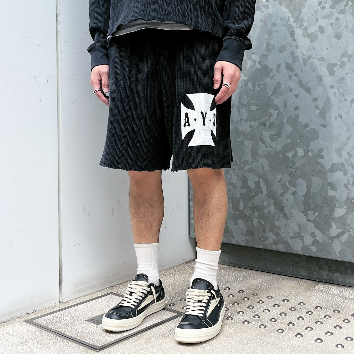 ASKYURSELF / CROSS WAFFLE VINTAGE SHORTS | HOLICK