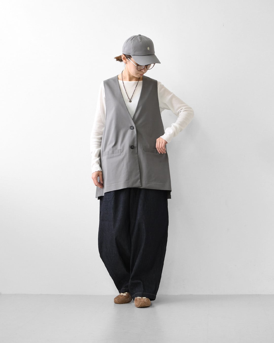 mizuiro ind(ミズイロインド)ワイドVネックベスト　2026SS mizuiro ind [ミズイロ インド] deep V neck wide vest [3-230144