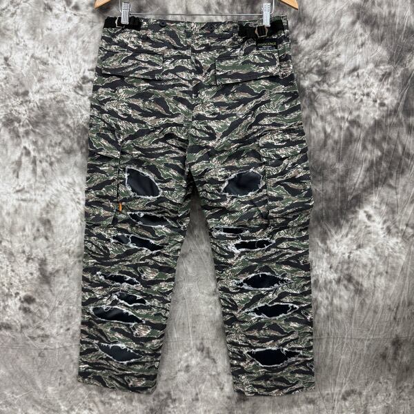 INNOCENCE NY ダメージカーゴパンツ 迷彩 カモ柄 デニム M 未使用】INNOCENCE NYC/イノセンス ニューヨーク DESTROY CAMO