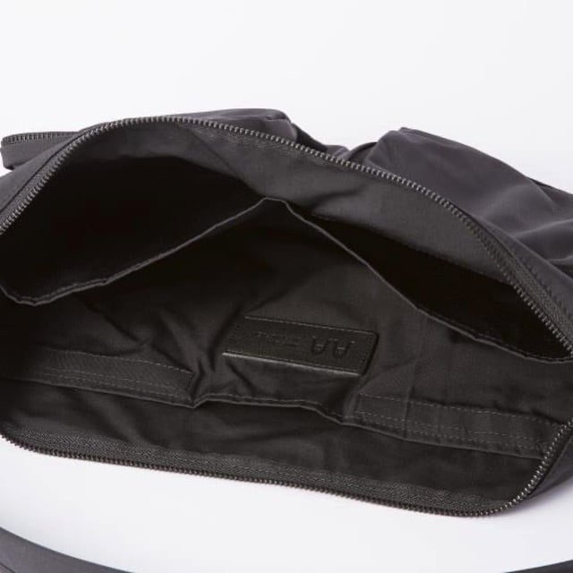 amiacalvaアミアカルヴァ　ボディバッグ F009GABARDINE BODY BAGBLACK - amiacalva