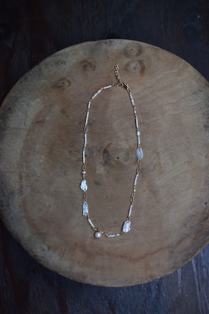 KAKERA shell necklace