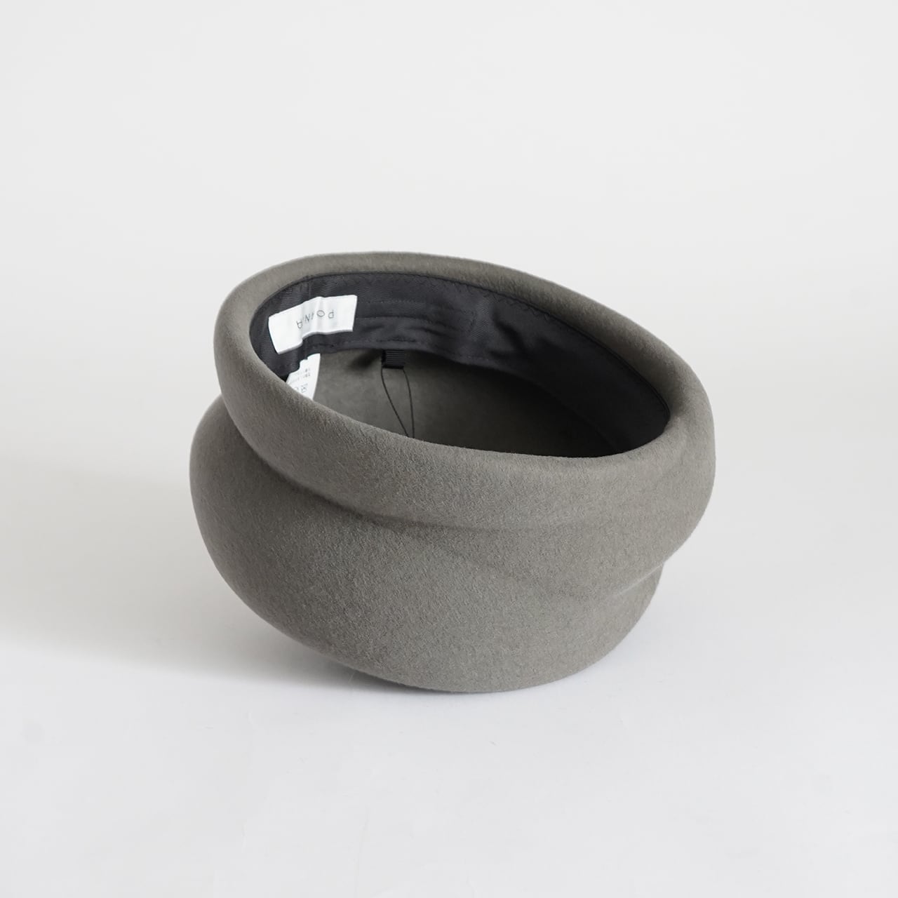 PoANCA Casa Mila toque トーク帽　ブラック Trace01- Casa Mila toque -アメリカのヴィンテージの木型で制作した