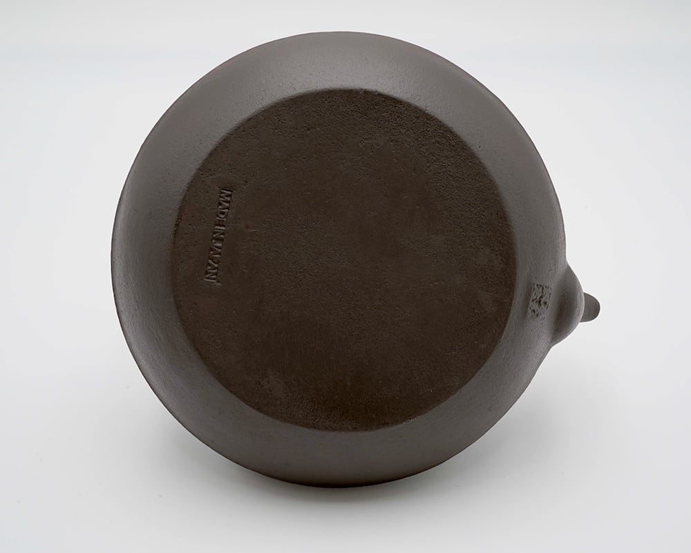 鉄瓶 平形アラレ（ひねりづる）茶 IH対応 | 砺波商店