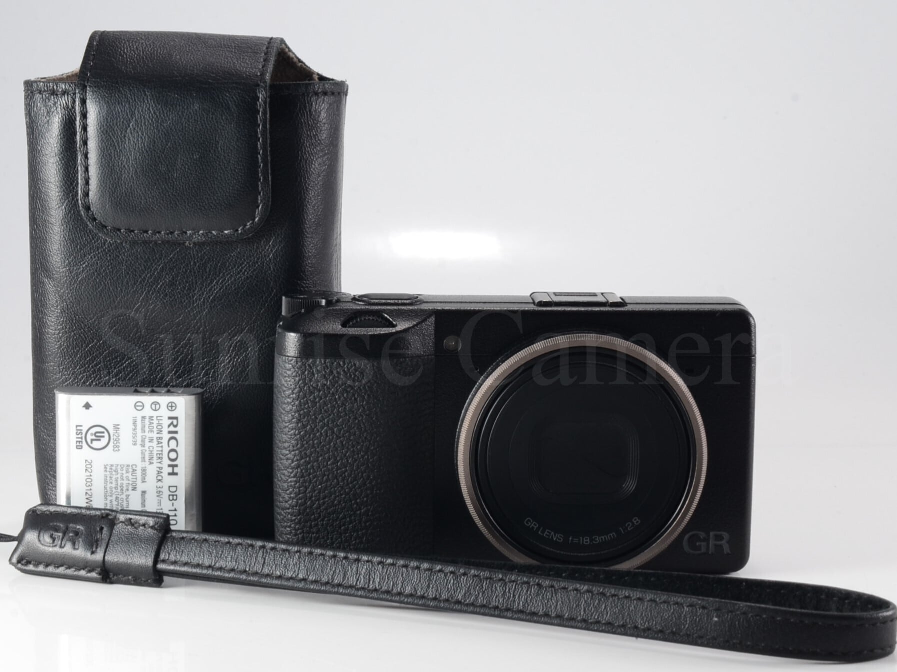 RICOH GRIII コンパクトデジタルカメラ（61017） | サンライズカメラ