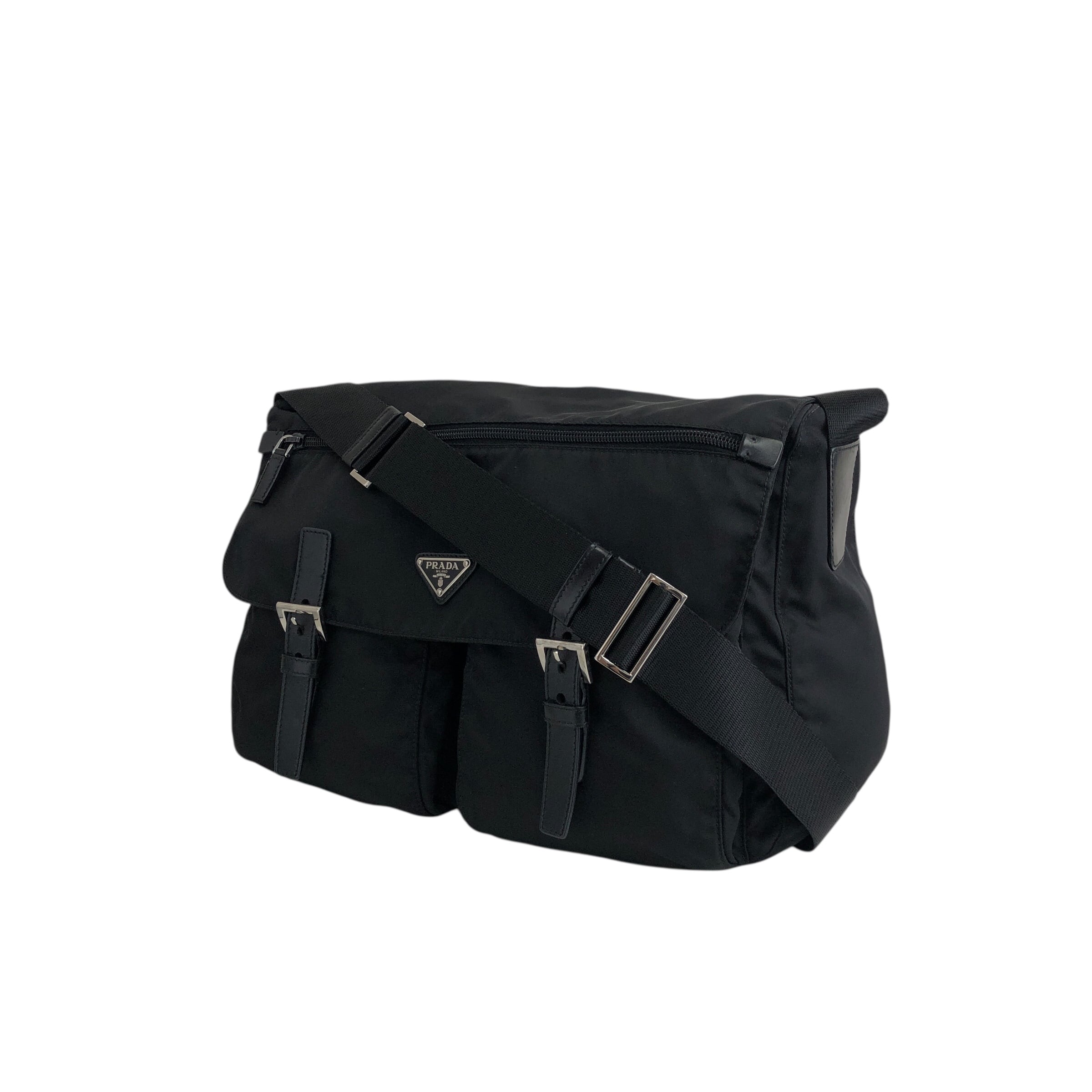 プラダ　PRADA メッセンジャーバッグ　トライアングルロゴ　ブラック　ナイロン PRADA プラダ ショルダーバッグ ブラック トライアングルロゴ