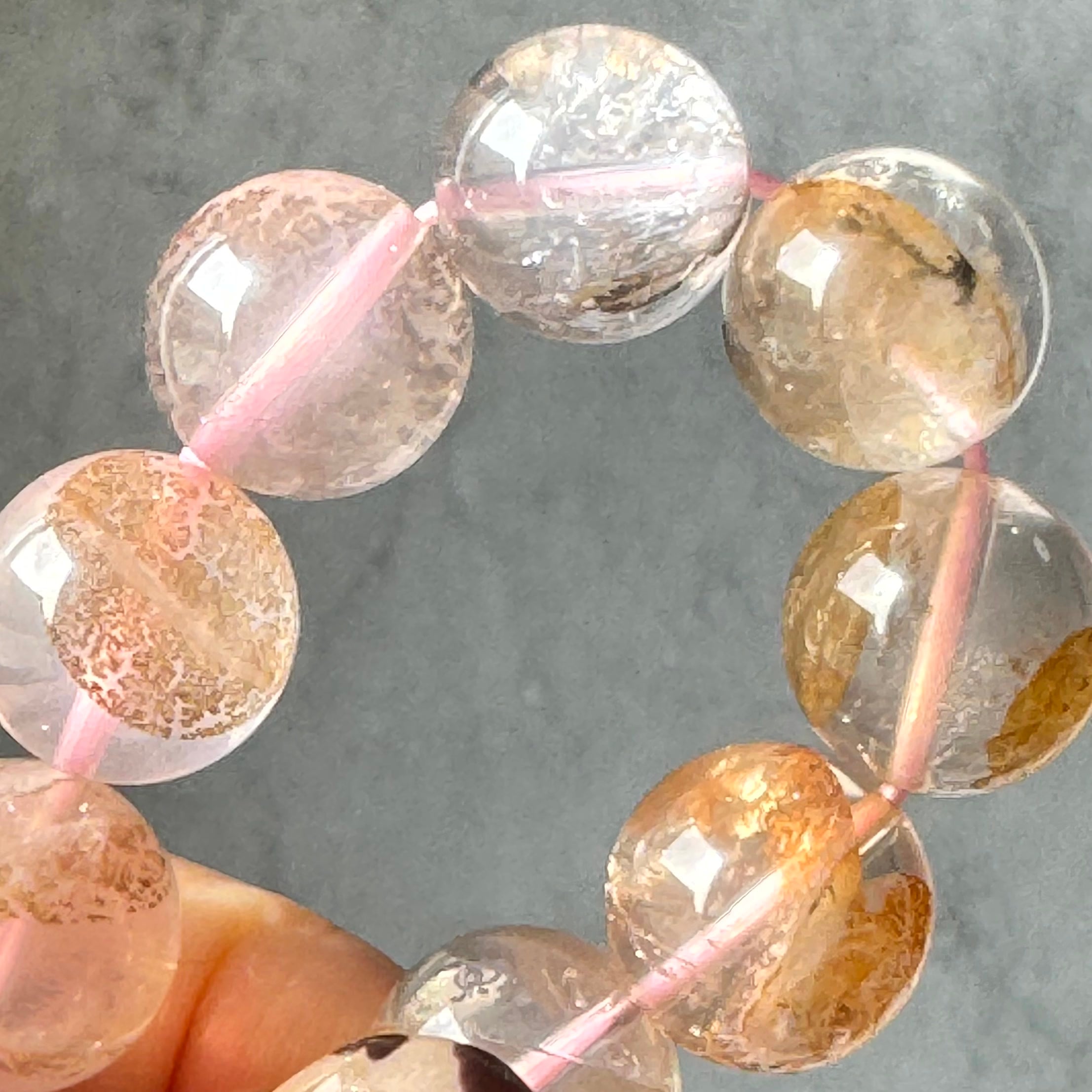 柔らかなデンドリティックローズクォーツブレスレット12.5ミリ