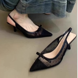 【送料無料】 サンダル 2色 靴 シューズ ピンヒール ポインテットゥ バンド リボン 異素材切り替え ドッキング 透け感 シースルー 薄手生地 エレガント 可愛い 大人可愛い きれいめ シンプル カジュアル シック コンサバ 華やか 大人 上品 おしゃれ 主役級 こなれ感 高見え 高級感 フェミニン ドット柄 水玉 夏 レディース 女性用 ママ 20代 30代 40代 デート お出かけ 女子会 お呼ばれ 休日 お茶会 授業参観 パーティ 結婚式 二次会 垢抜け デイリーユース ファッション 美脚 脚長