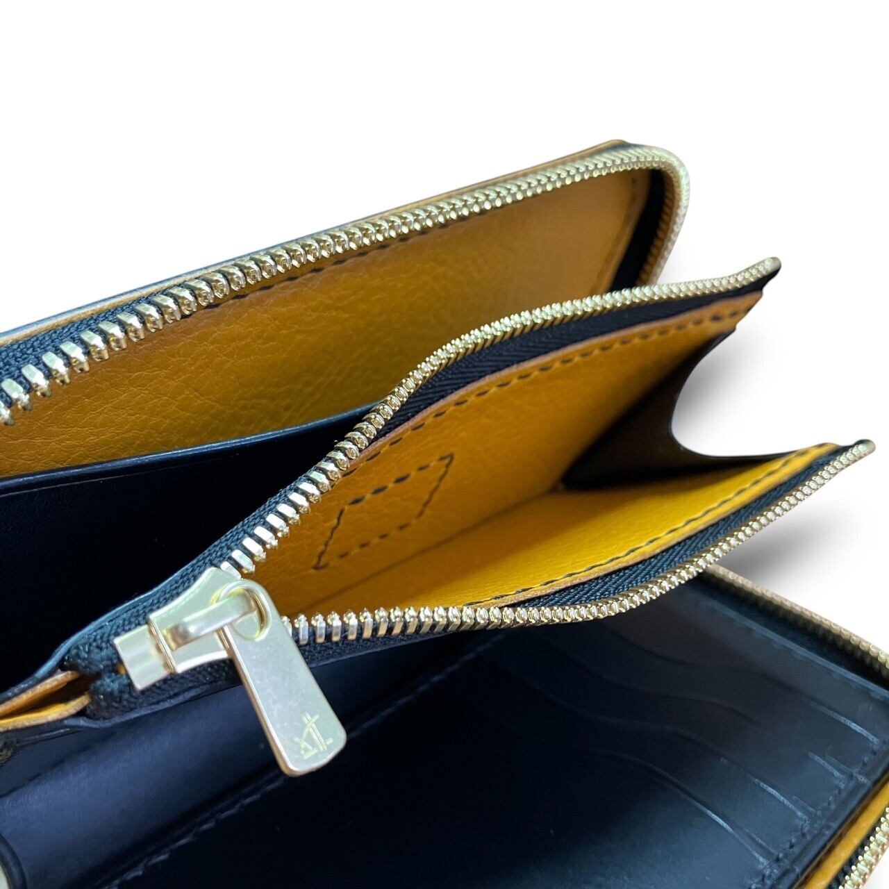 セミオーダー】ラウンドファスナーミドルウォレット | Squall