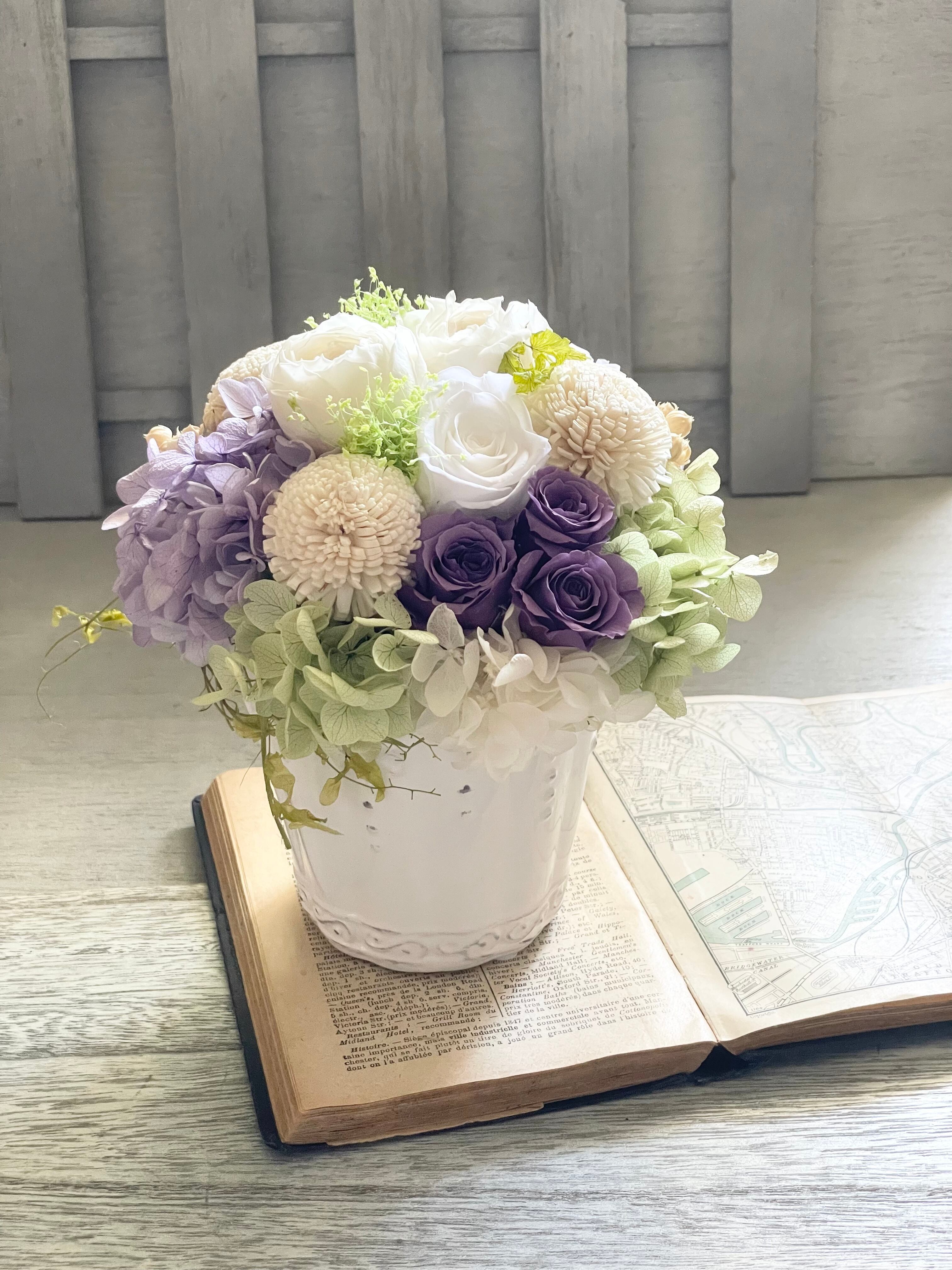 3種類のバラが綺麗 プリザーブドフラワー仏花 お供え お盆のお花 仏花 京都宇治市プリザーブドフラワー専門 Fleur Claireフルールクレール 3種類のバラが綺麗 プリザーブドフラワー仏花 お供え お盆のお花 仏花 京都宇治市プリザーブドフラワー専門 Fleur Claireフルールクレール