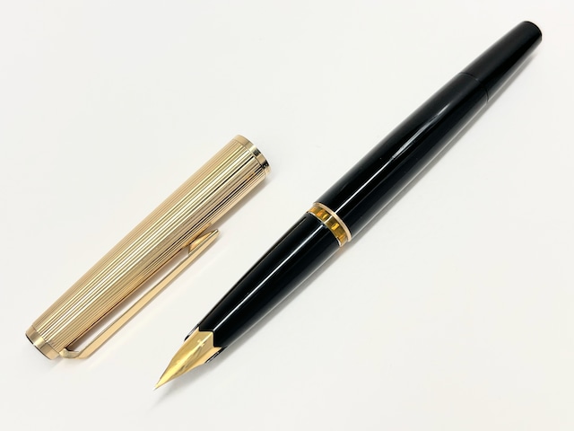 '70s　モンブラン１２４　MONTBLANC 124　（細字）　18K　　　　　02828