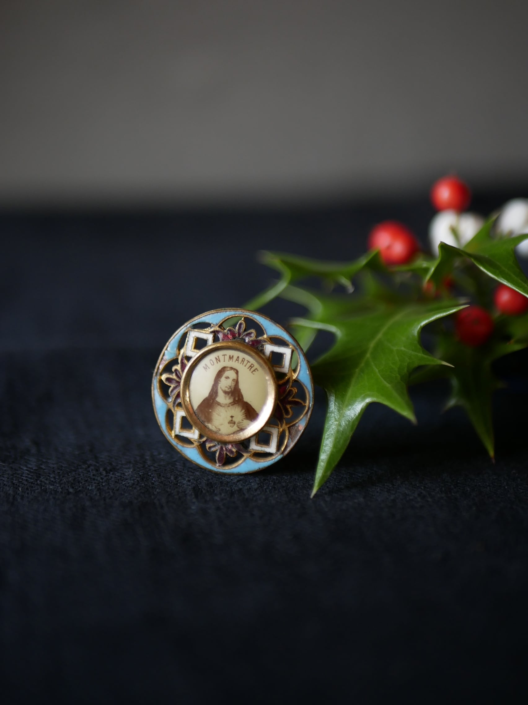 エナメル アンティークブローチ メダイユ MONTMARTRE アンティーク ブロカント