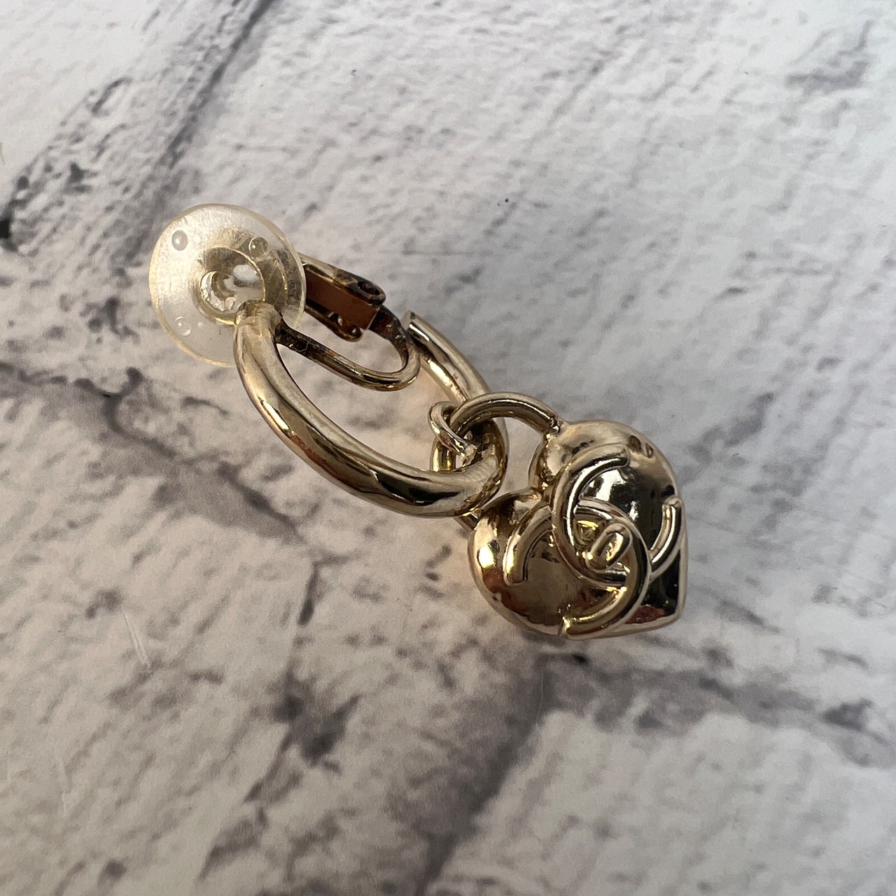 CHANEL シャネル ココマーク B22B  イヤリング ゴールド A-9394