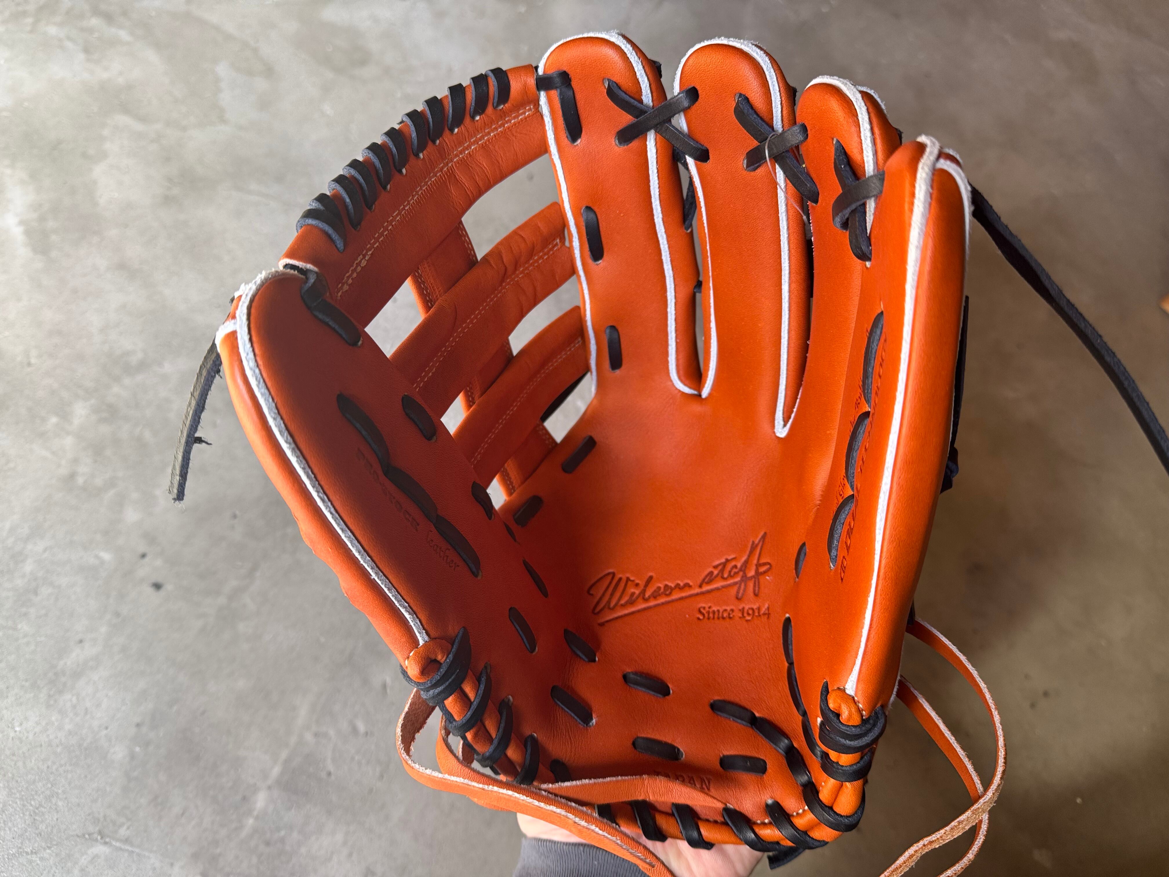 Wilson 軟式グローブ D8型 これはもはや軟式用グラブではない【Wilson】軟式用グローブ D8型